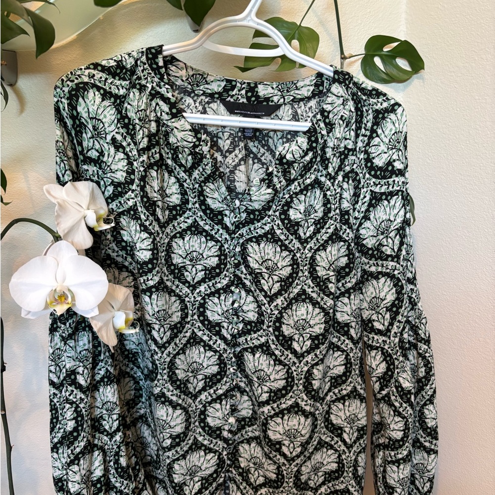 Black and White Patterned Blouse